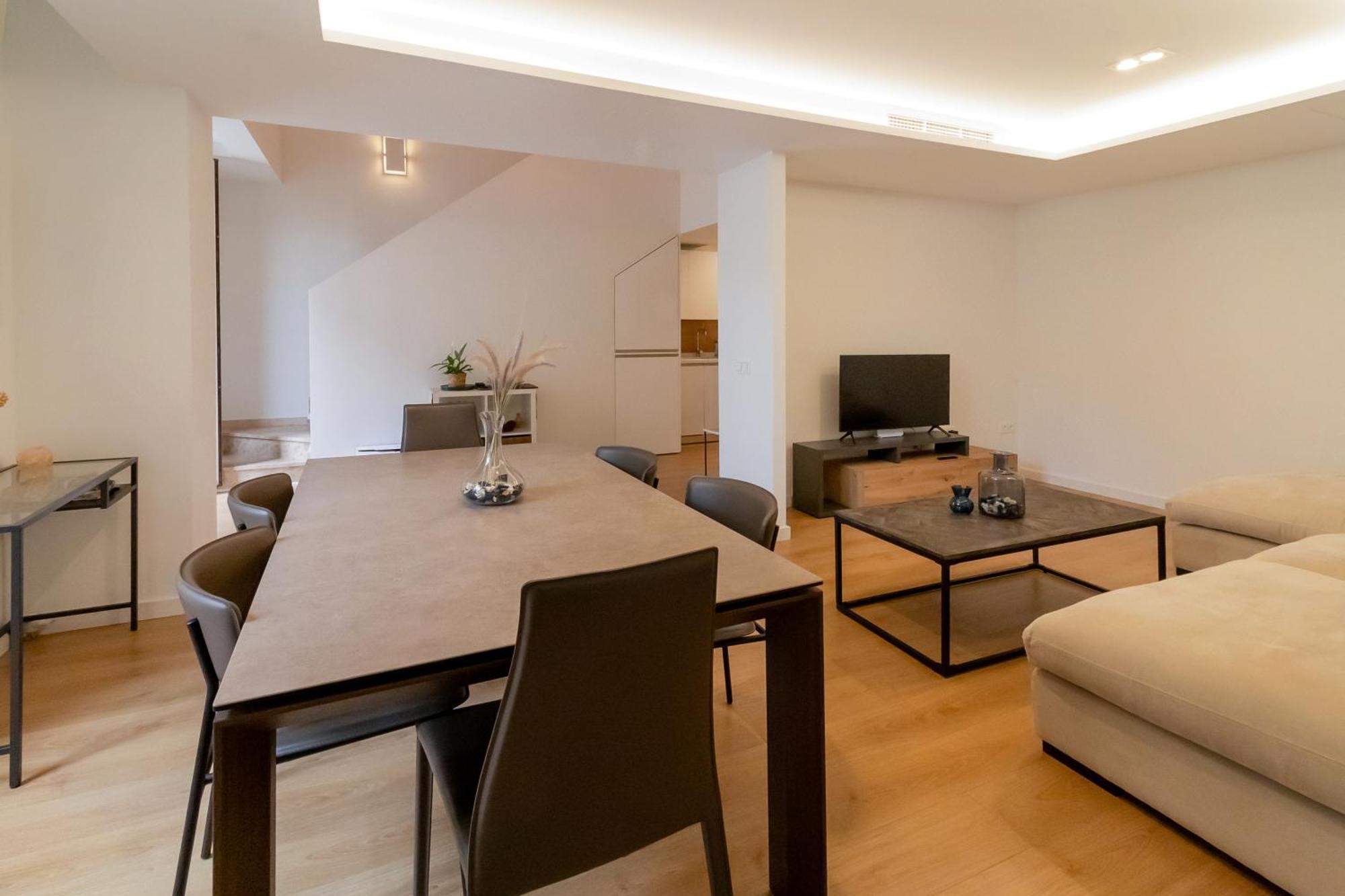 Nt Luxury Central Duplex With Terrace & Parking มาลากา ภายนอก รูปภาพ