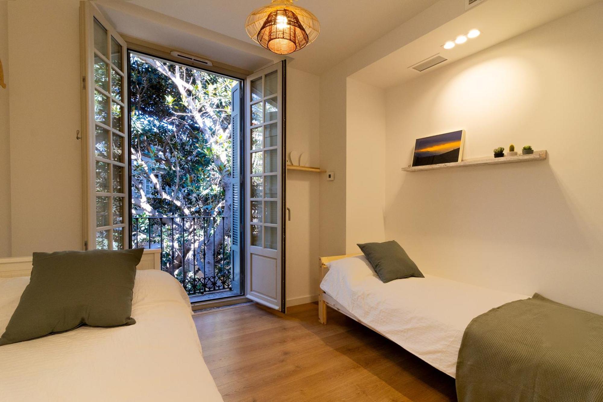 Nt Luxury Central Duplex With Terrace & Parking มาลากา ภายนอก รูปภาพ